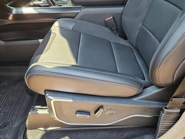 2025 Ford F-150 Raptor photo 4