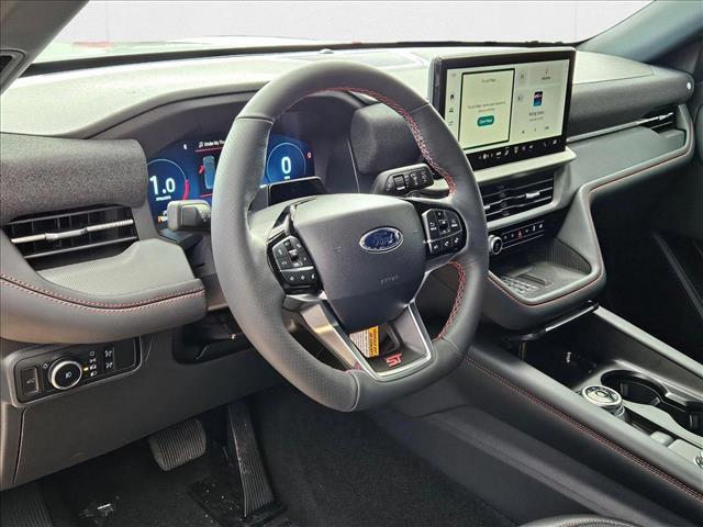 2025 Ford Explorer ST photo 2