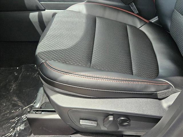 2025 Ford Escape ST-Line photo 3