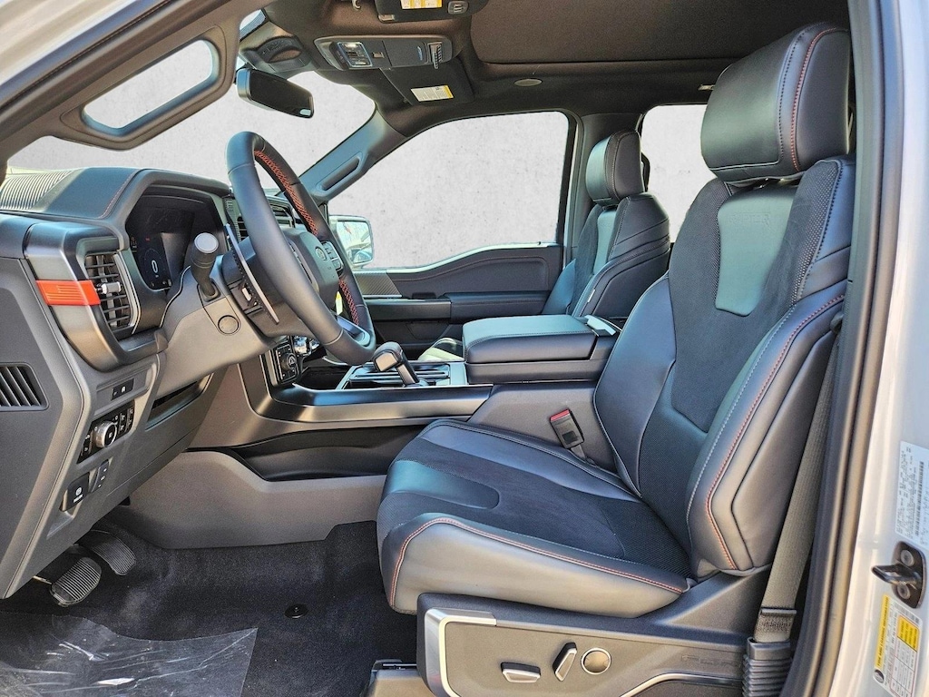 New 2026 Ford F-350 Platinum Truck Crew Cab