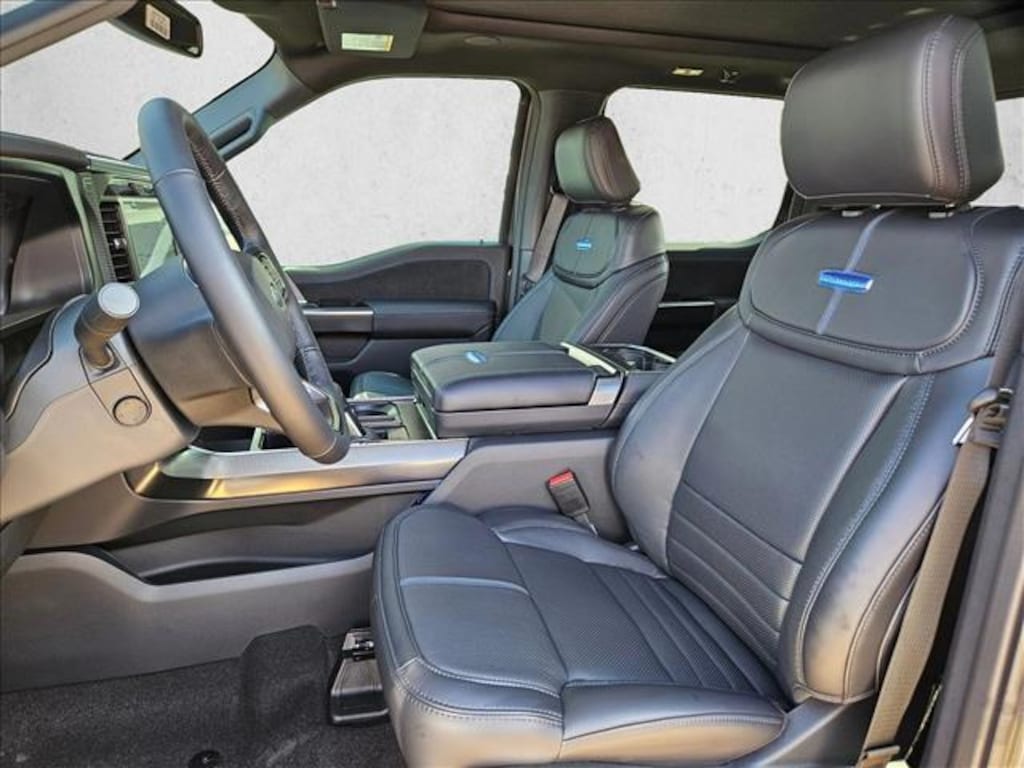New 2025 Ford F-150 Platinum Truck SuperCrew Cab