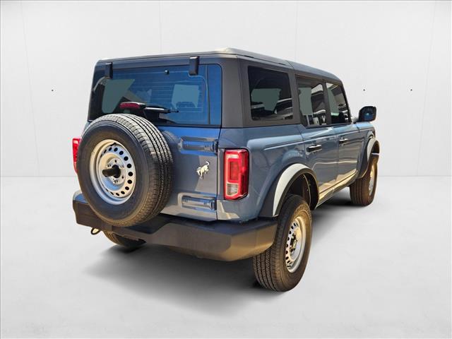 2025 Ford Bronco Base photo 2