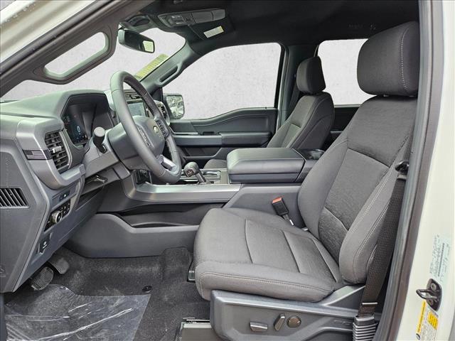2025 Ford F-150 XLT photo 4