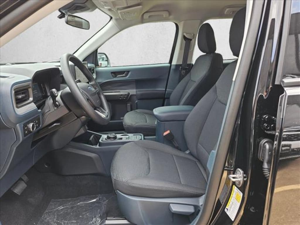 New 2025 Ford Maverick XL Truck SuperCrew