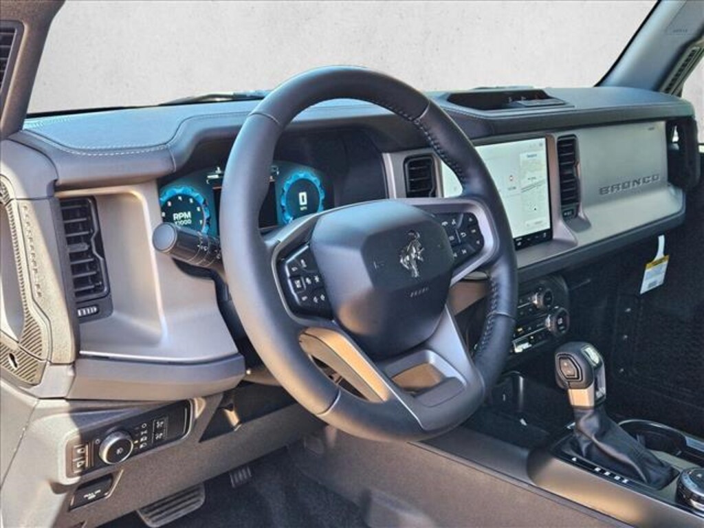 New 2025 Ford Bronco Outer Banks SUV