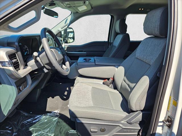 2026 Ford F-250 XLT photo 4