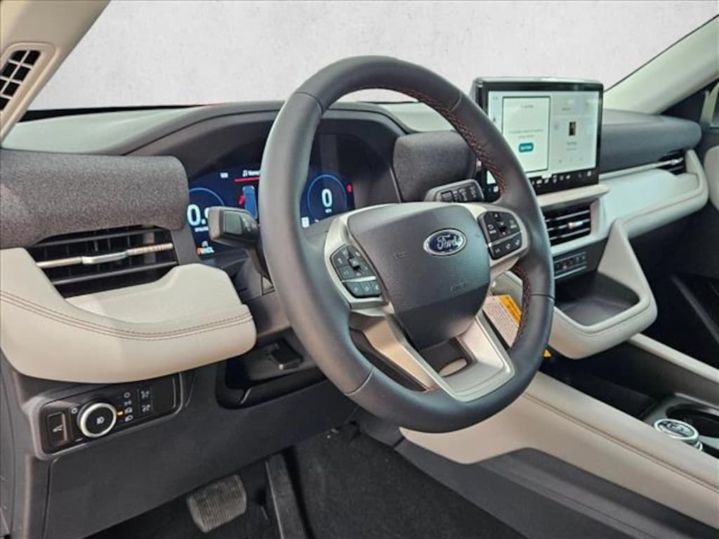 New 2026 Ford Explorer Active w/200A Pkg SUV