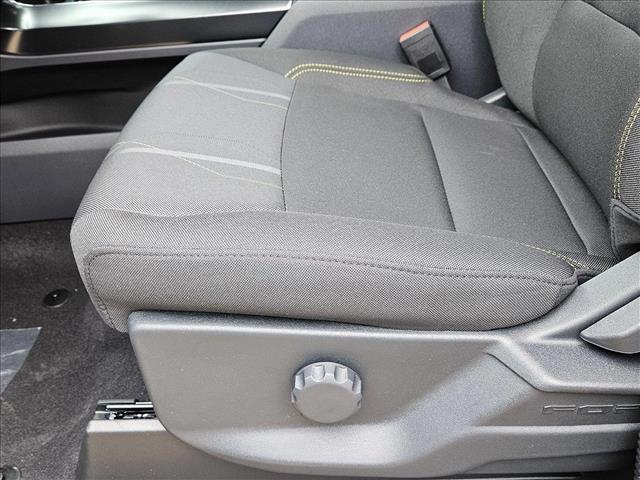 2025 Ford F-150 STX photo 4