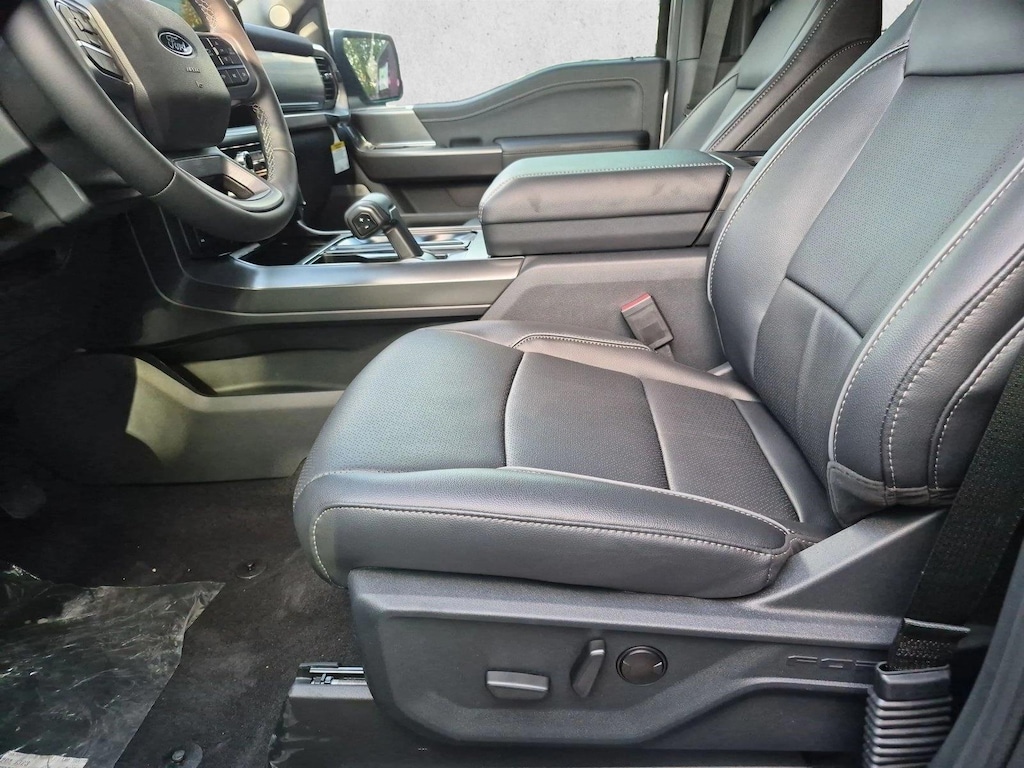 New 2026 Ford F-150 LARIAT Truck SuperCrew Cab