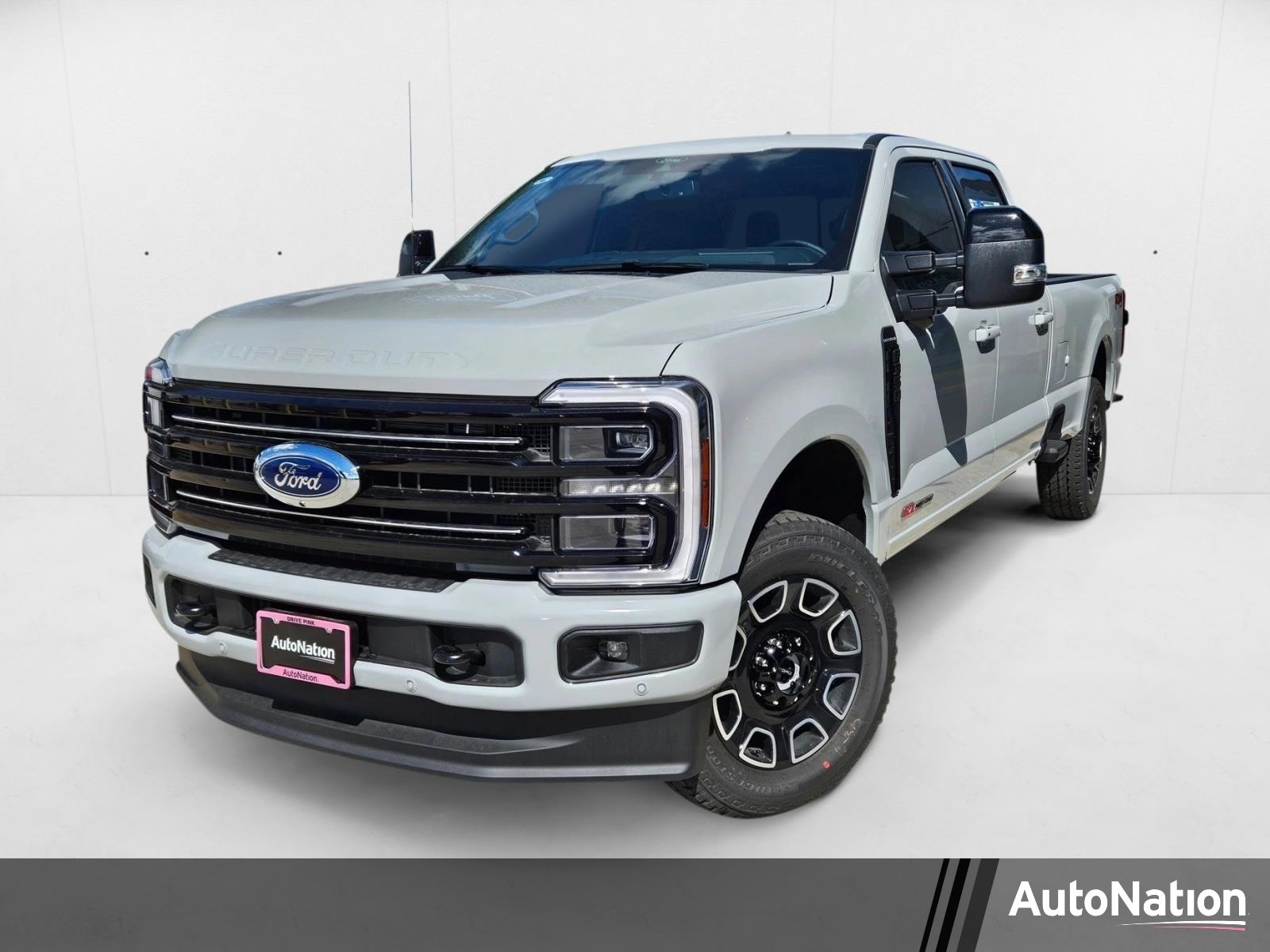 2026 Ford F-350 Platinum 4x4 Crew Cab 8' Box SRW's photo
