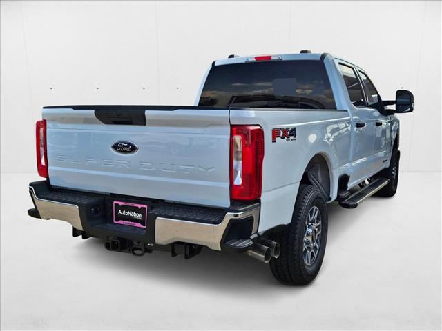 2025 Ford F-250 XLT photo 2