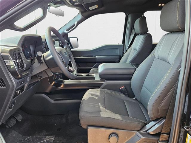 2025 Ford F-150 STX photo 4