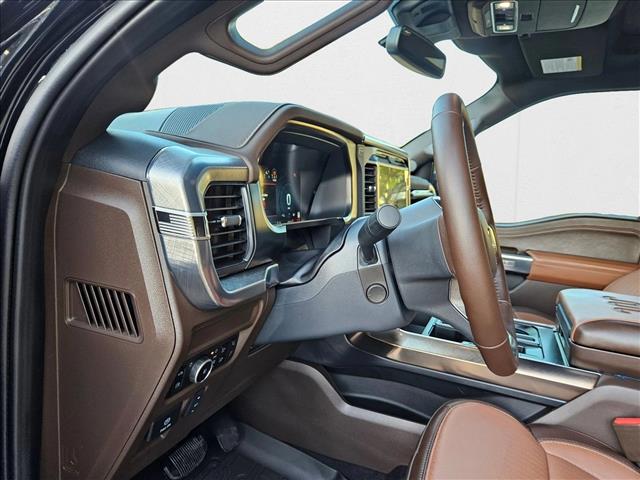 2025 Ford F-150 King Ranch photo 2