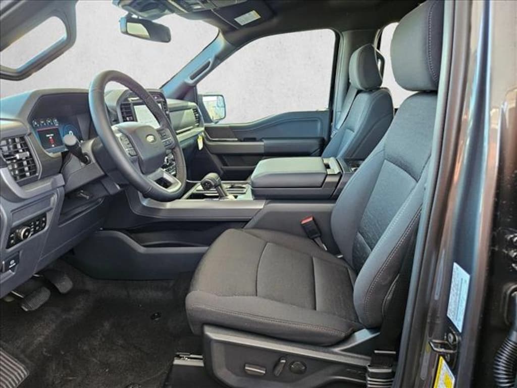 New 2025 Ford F-150 XLT Truck SuperCrew Cab