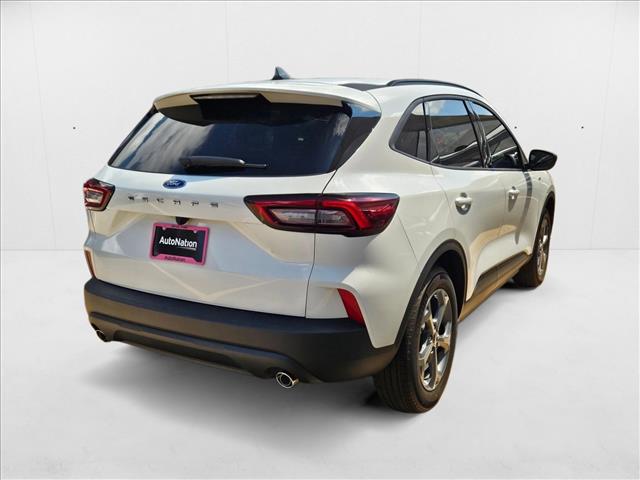 2025 Ford Escape ST-Line photo 2