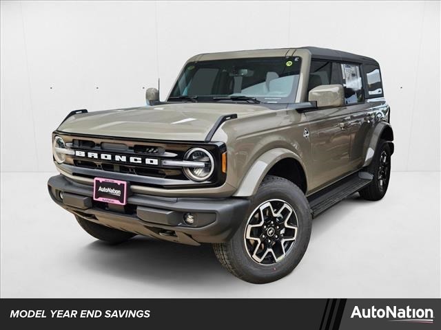 2025 Ford Bronco 4-Door Outer Banks's photo