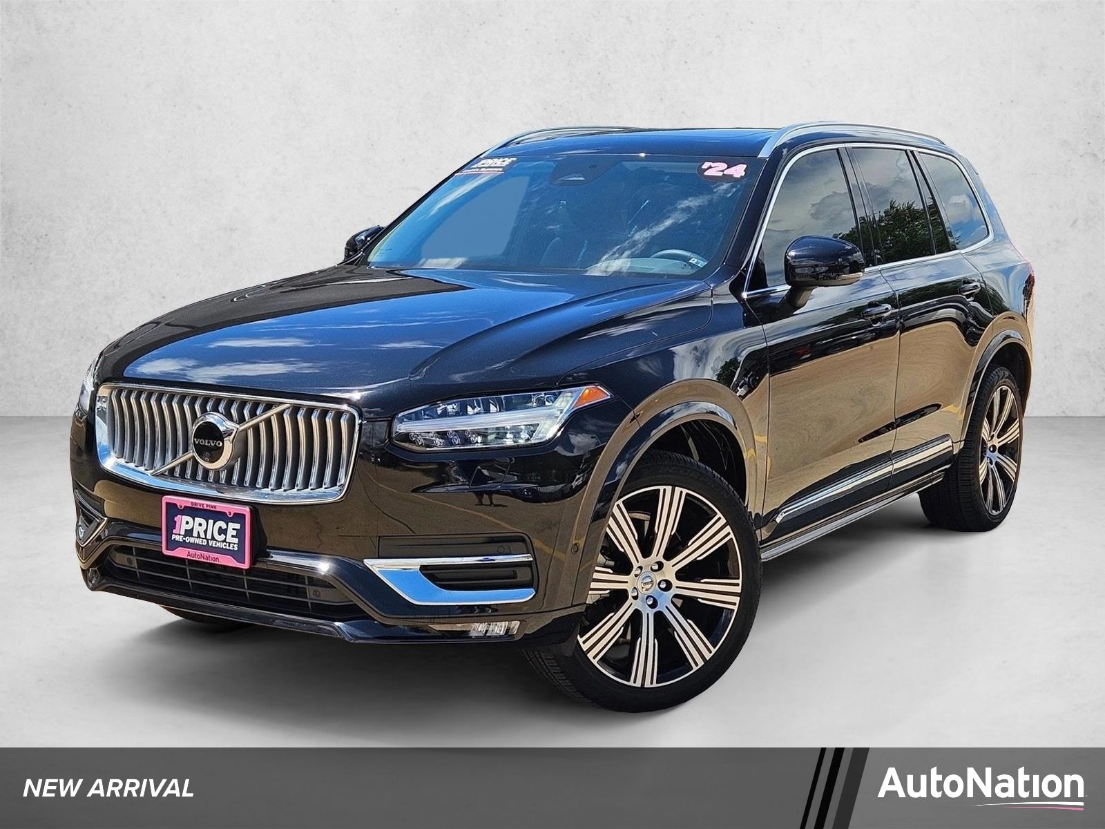2024 Volvo XC90 B5 Plus Bright theme 4WD's photo