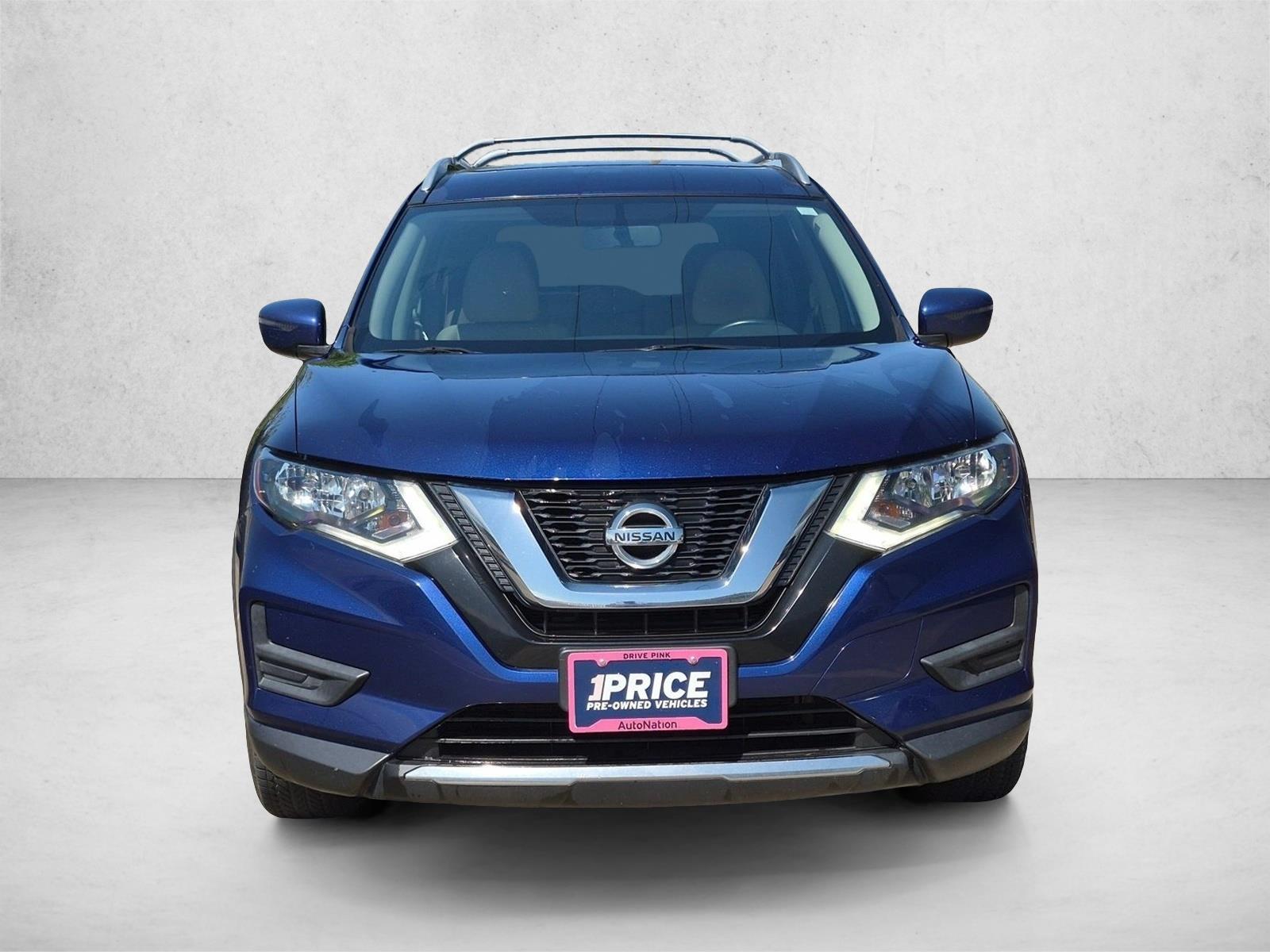 Used 2017 Nissan Rogue SV with VIN JN8AT2MT7HW144511 for sale in Arlington, TX