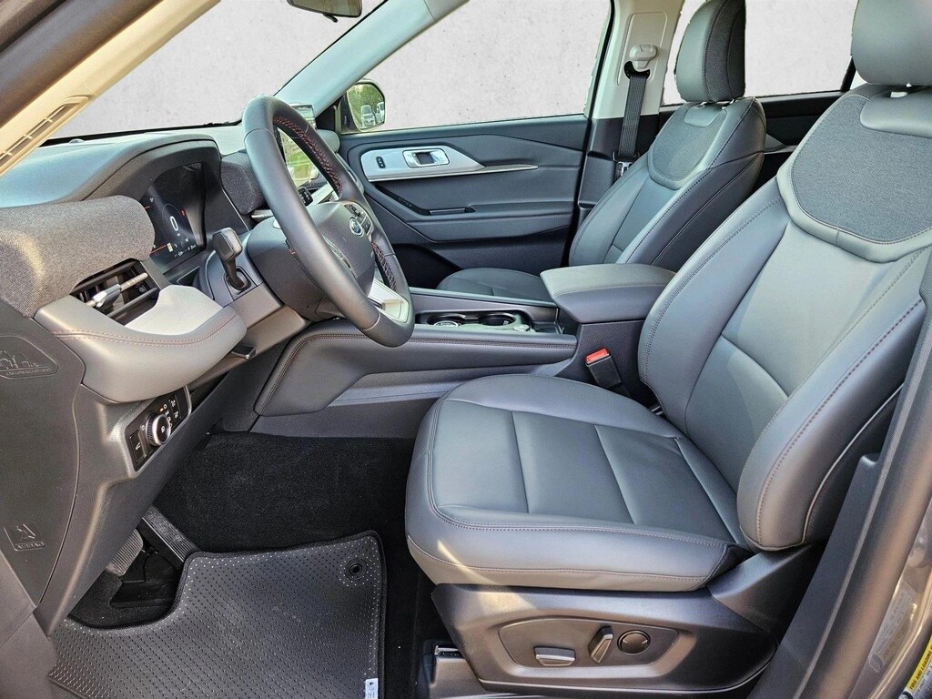 New 2026 Ford Explorer Active w/200A Pkg SUV