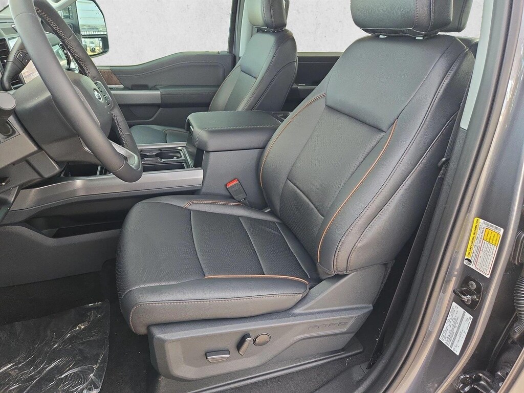 New 2026 Ford F-250 LARIAT Truck Crew Cab