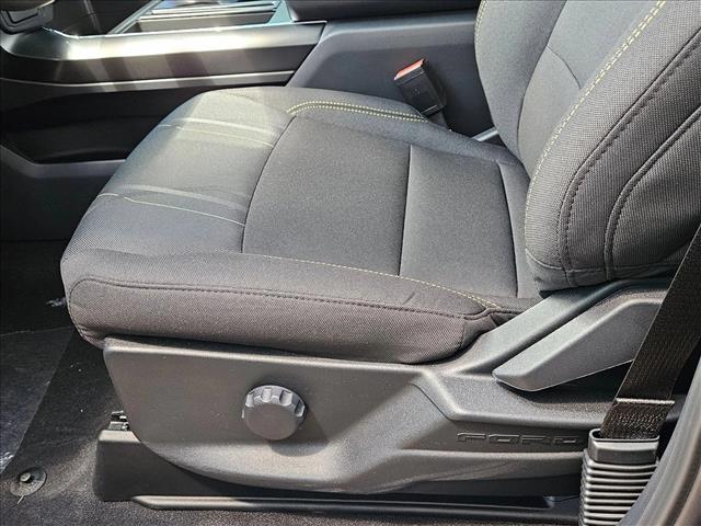 2025 Ford F-150 STX photo 4