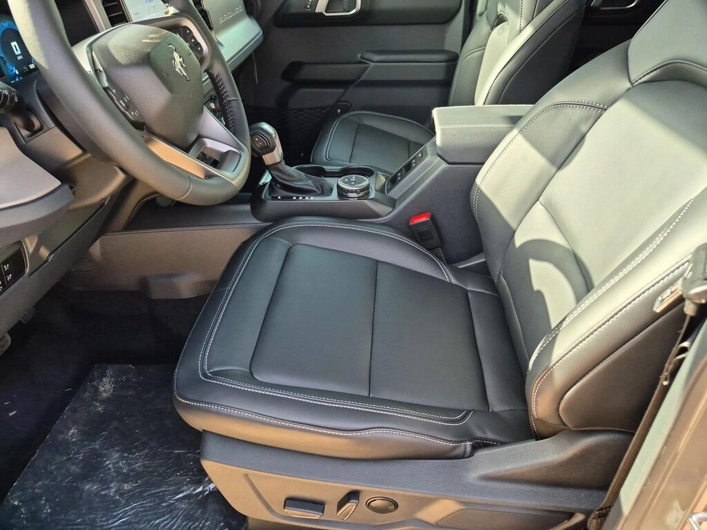 New 2026 Ford Bronco Outer Banks SUV
