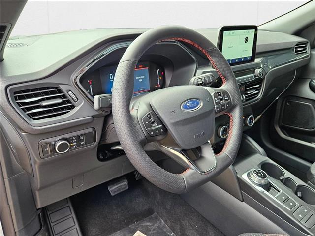 2025 Ford Escape ST-Line photo 3
