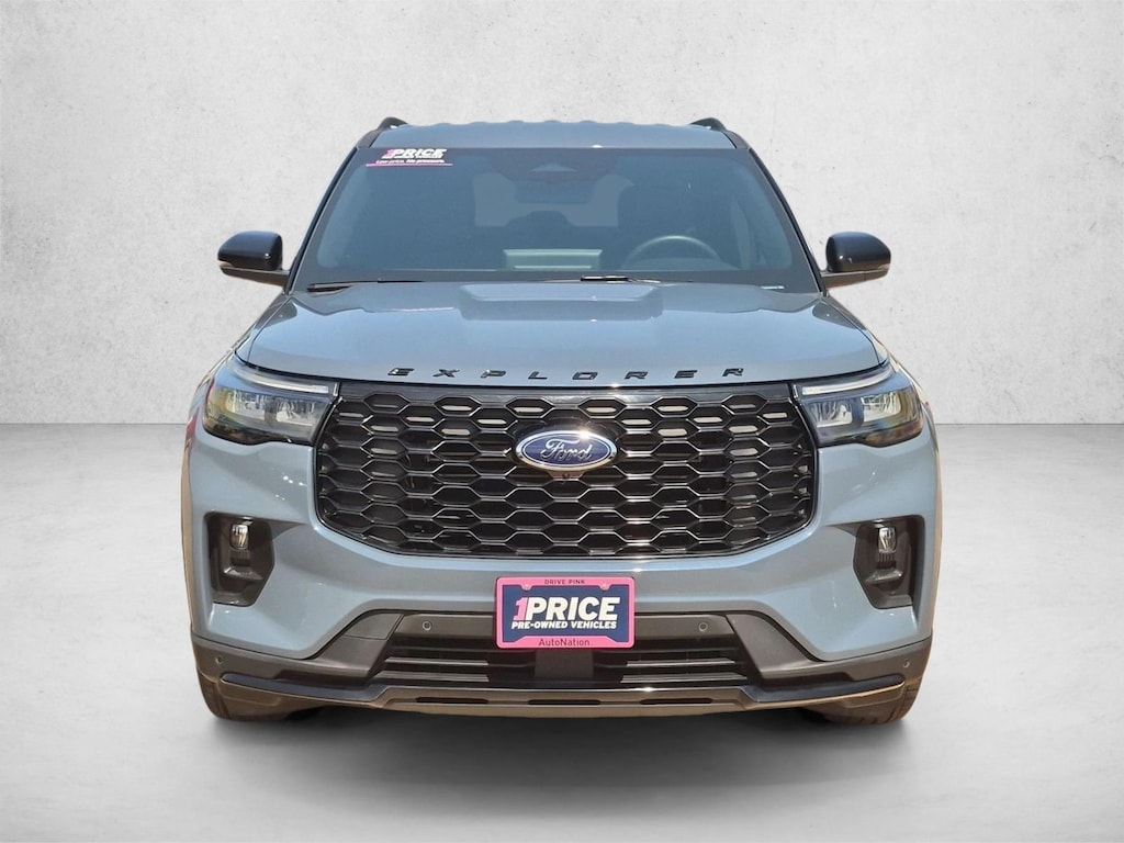 Used 2025 Ford Explorer ST-Line SUV