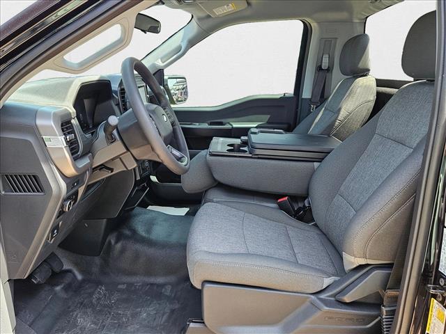 2025 Ford F-150 XL photo 4