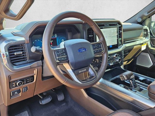 2025 Ford F-150 King Ranch photo 3