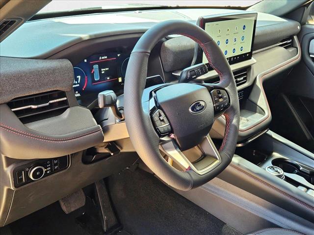 2025 Ford Explorer ST-Line photo 3