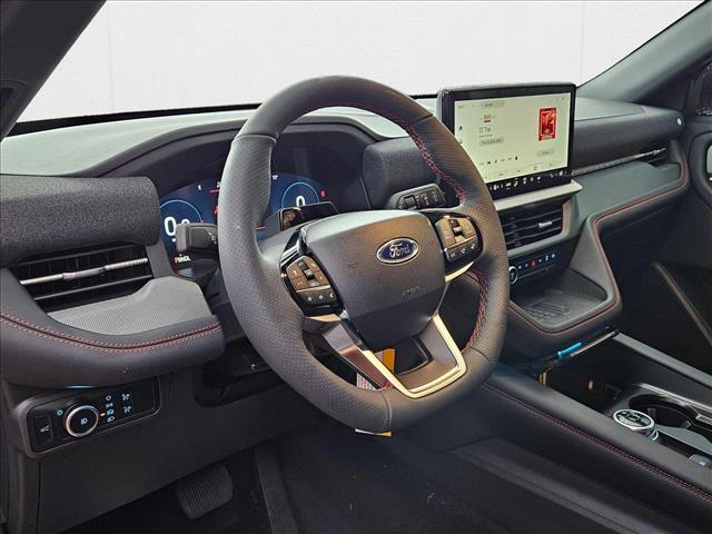 2025 Ford Explorer ST-Line photo 2