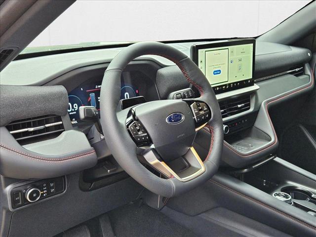 2025 Ford Explorer ST-Line photo 3