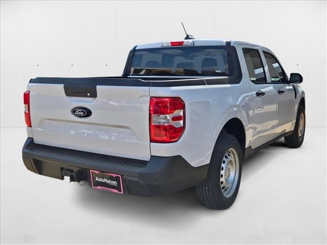 2025 Ford Maverick XL photo 2