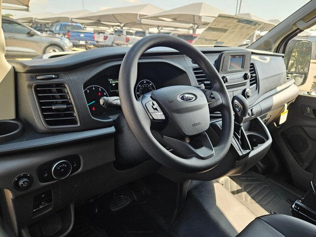2025 Ford Transit photo 3