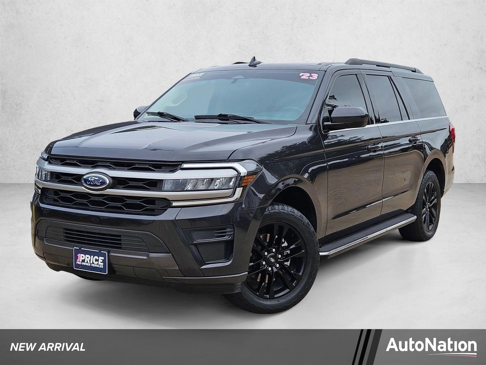 2023 Ford Expedition XLT MAX's photo