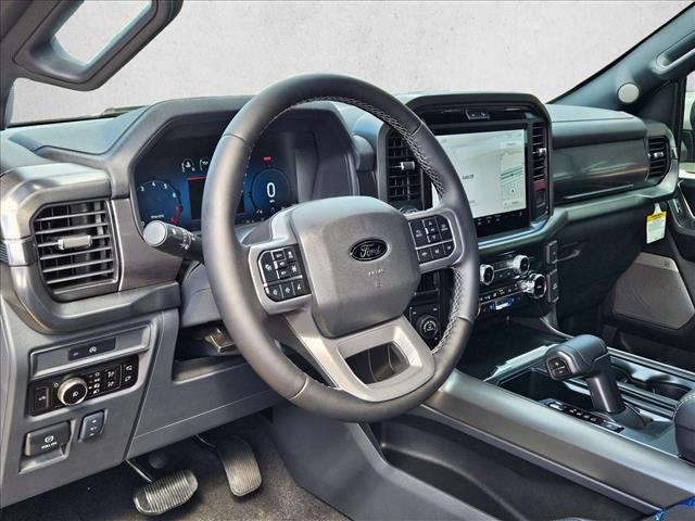2025 Ford F-150 Lariat photo 3