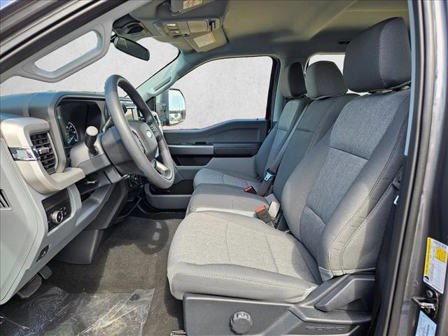 2026 Ford F-250 XL photo 4