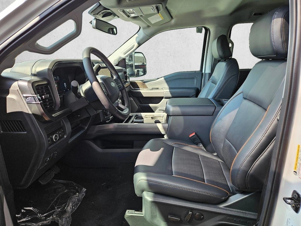 New 2026 Ford F-250 LARIAT Truck Crew Cab