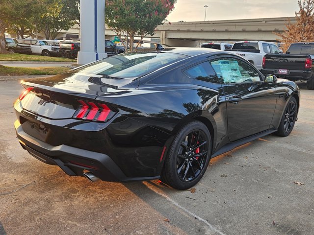 2025 Ford Mustang GT photo 2