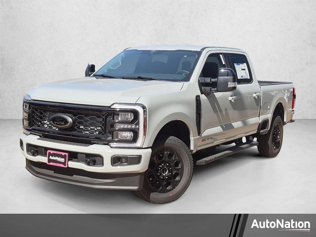 New 2026 Ford F-250 LARIAT Truck Crew Cab