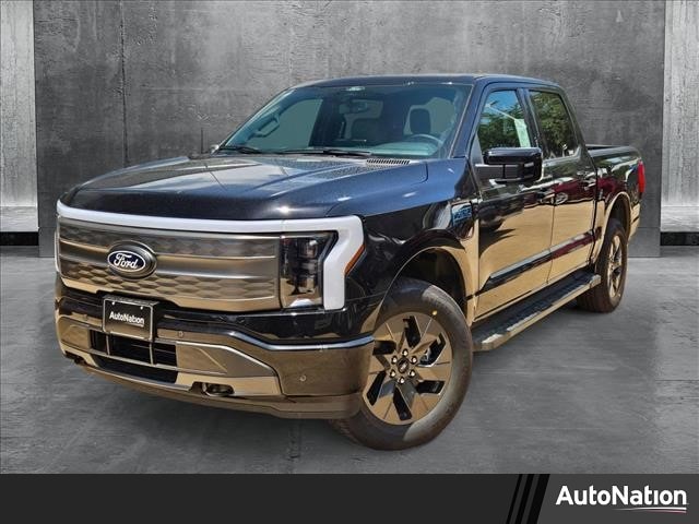 2025 Ford F-150 Lightning Lariat's photo
