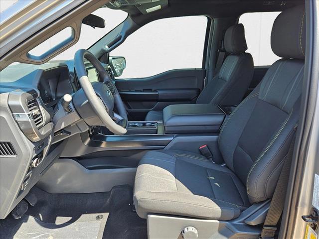 2025 Ford F-150 STX photo 4