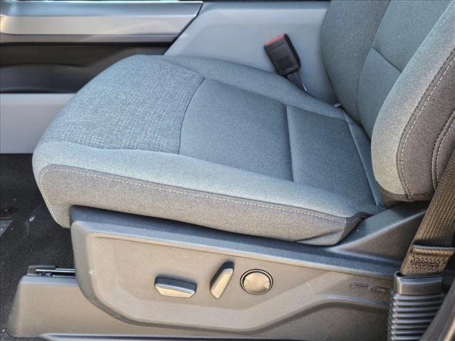 2025 Ford F-150 XLT photo 4