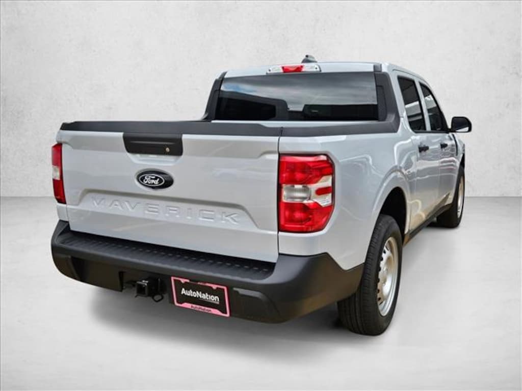 New 2025 Ford Maverick XL Truck SuperCrew