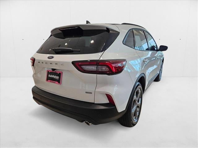 2025 Ford Escape ST-Line photo 2