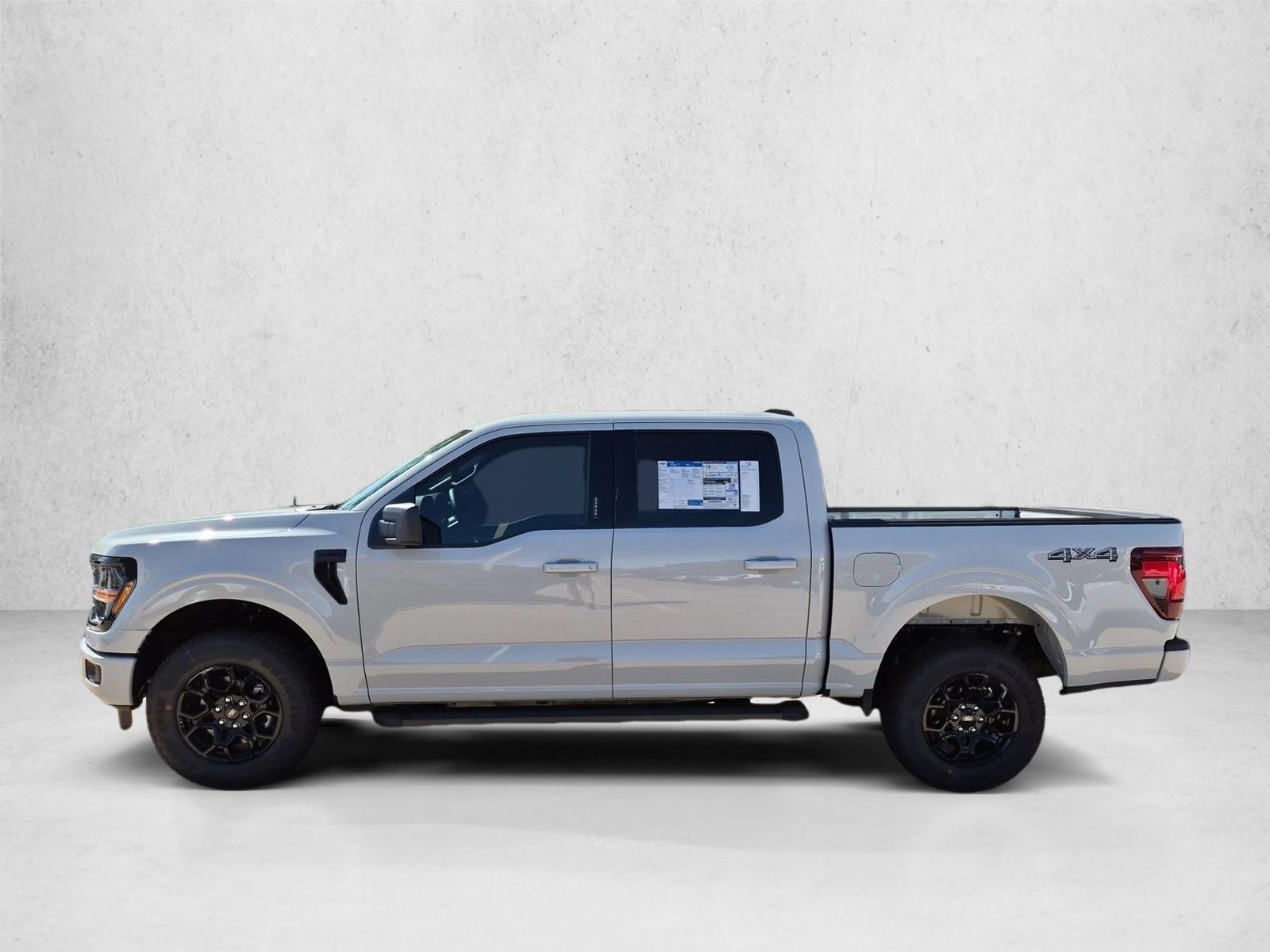 New 2026 Ford F-150 XLT Truck SuperCrew Cab