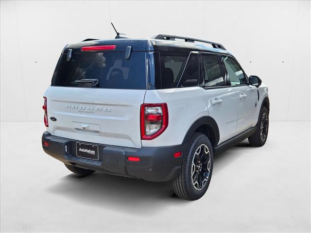 2025 Ford Bronco Sport Outer Banks photo 2