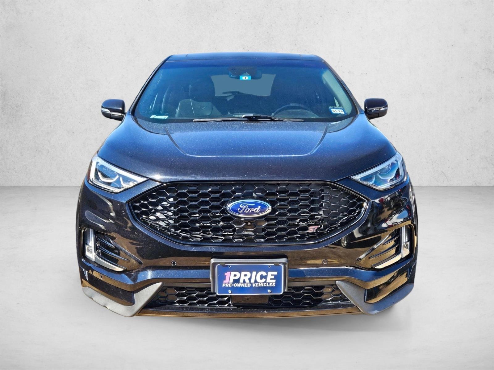 2019 Ford Edge ST photo 2