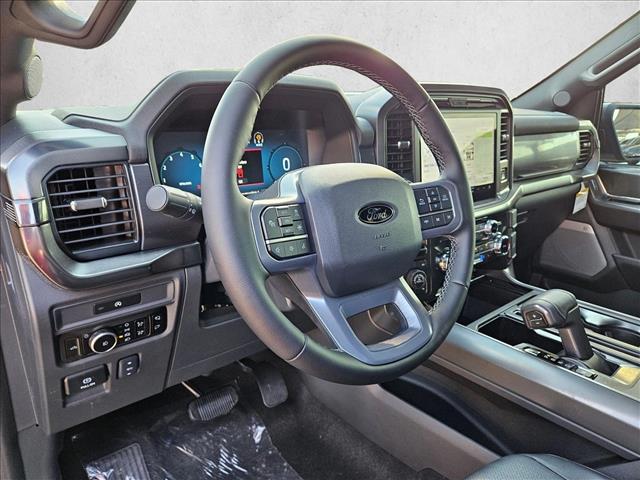 2025 Ford F-150 Lariat photo 3